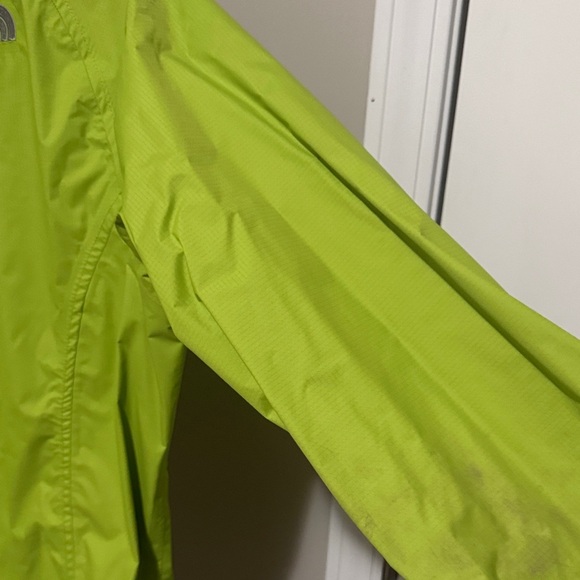 The North Face Women's Lime Green Rain Jacket - Picture 7 of 8